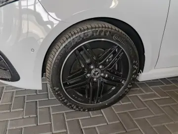 Mercedes-Benz V 300 EXCLUSIVE L+NIGHT+AMG