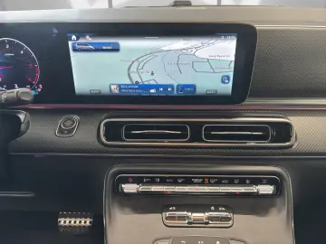 Mercedes-Benz V 300 d 4M AVANTGARDE LANG AMG