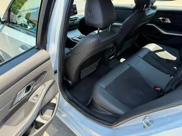 BMW Seria 3 330e Touring xDrive Aut. M Sport