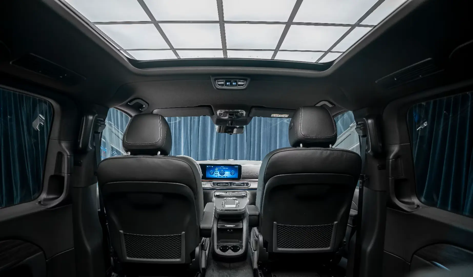 Mercedes-Benz V 300 d 4MATIC AMG Burmester Pano