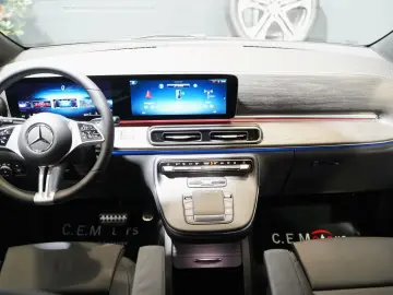 Mercedes-Benz V 300 d AMG 4-MATIC extralang FACELIFT