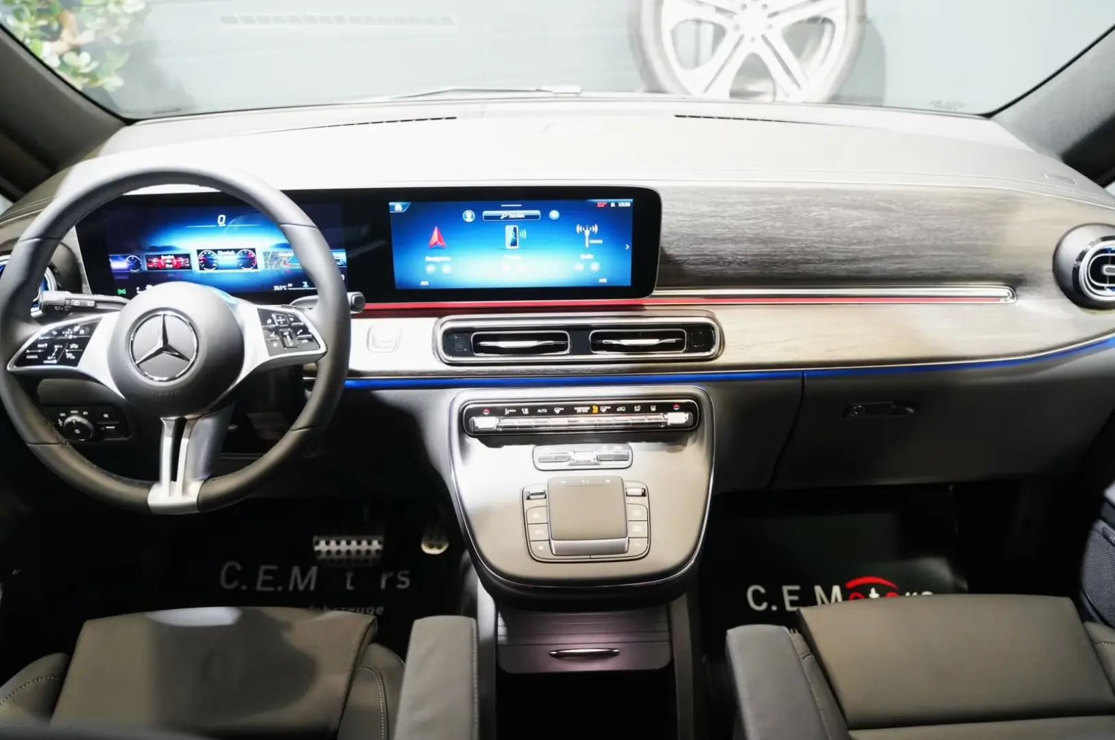 Mercedes-Benz V 300 d AMG 4-MATIC extralang FACELIFT