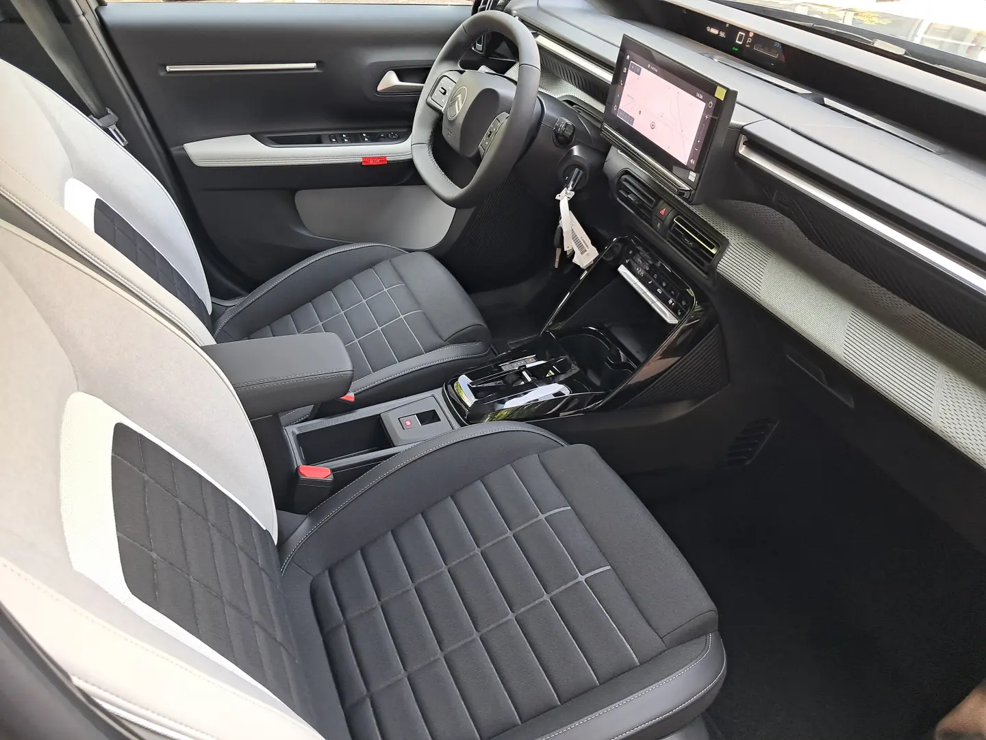 CITROEN e-C3 electric Max 83 KW 113 CP AT