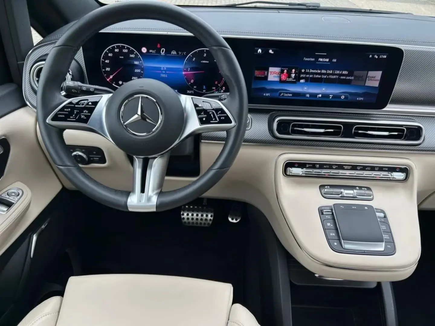Mercedes-Benz V 300 d 4MATIC AVANTGARDE AMG