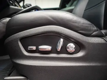 Porsche Cayenne S Coupe 2.9 V6 440 CP
