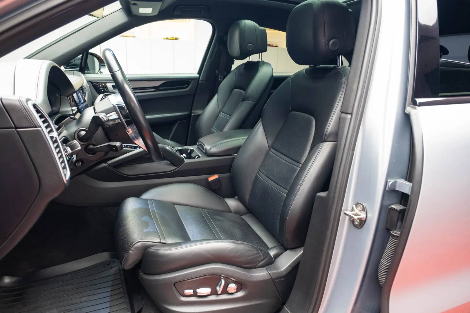 Porsche Cayenne S Coupe 2.9 V6 440 CP