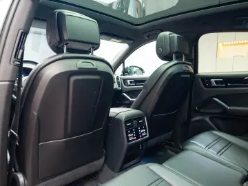Porsche Cayenne S Coupe 2.9 V6 440 CP