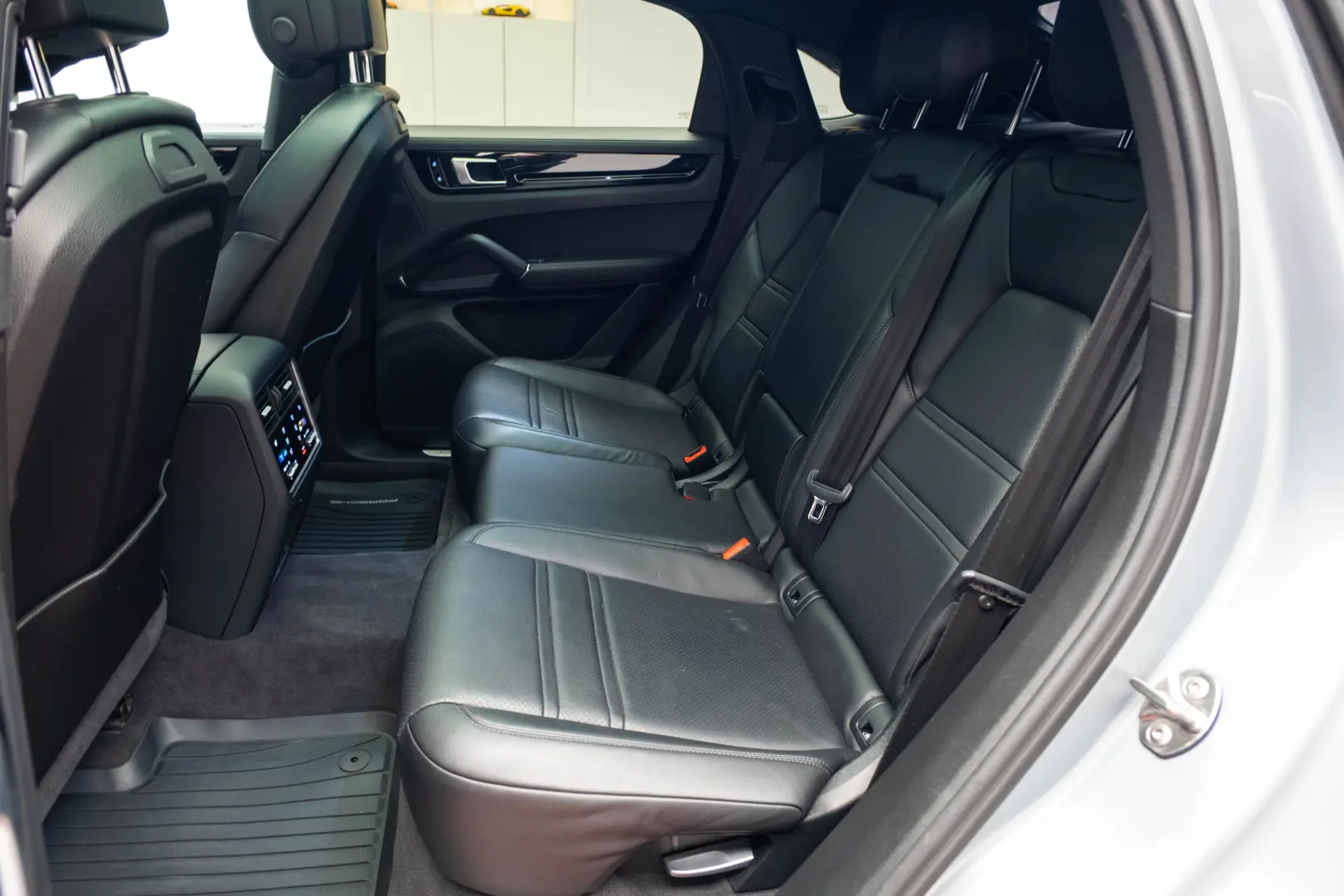 Porsche Cayenne S Coupe 2.9 V6 440 CP