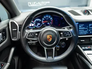 Porsche Cayenne S Coupe 2.9 V6 440 CP