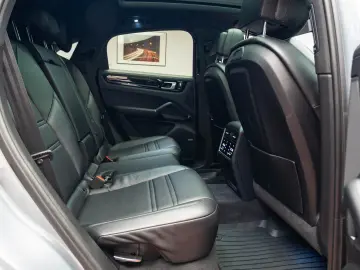 Porsche Cayenne S Coupe 2.9 V6 440 CP