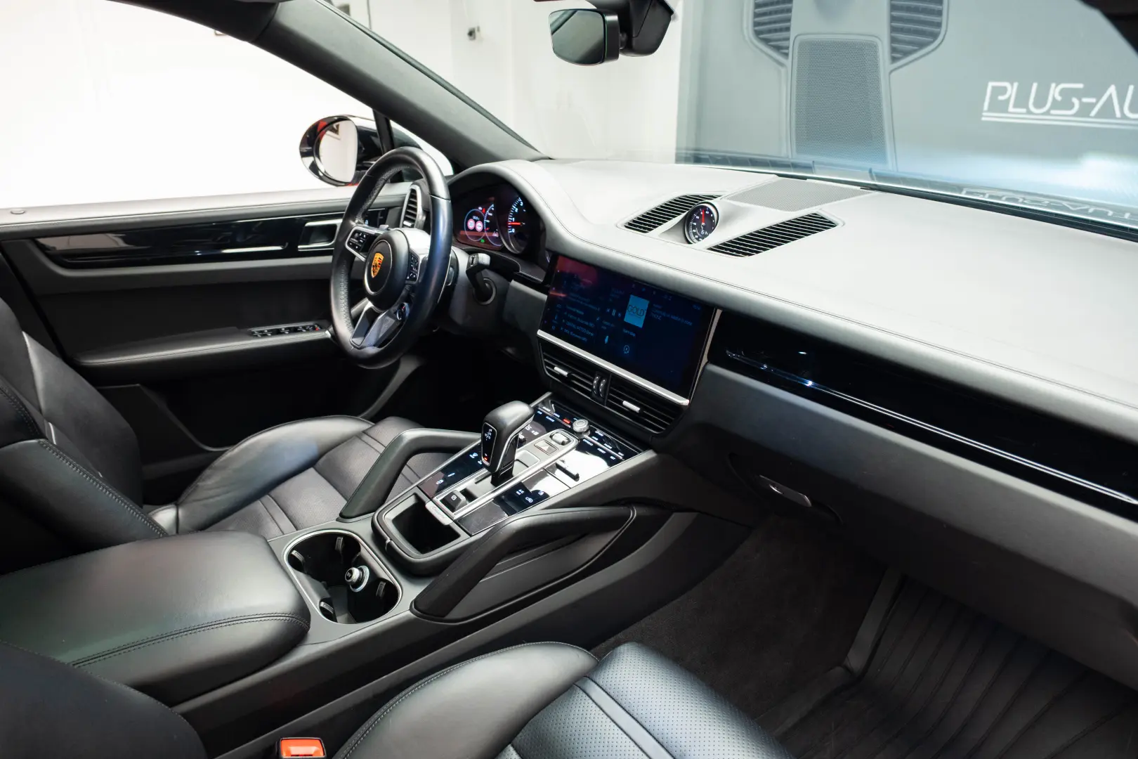 Porsche Cayenne S Coupe 2.9 V6 440 CP
