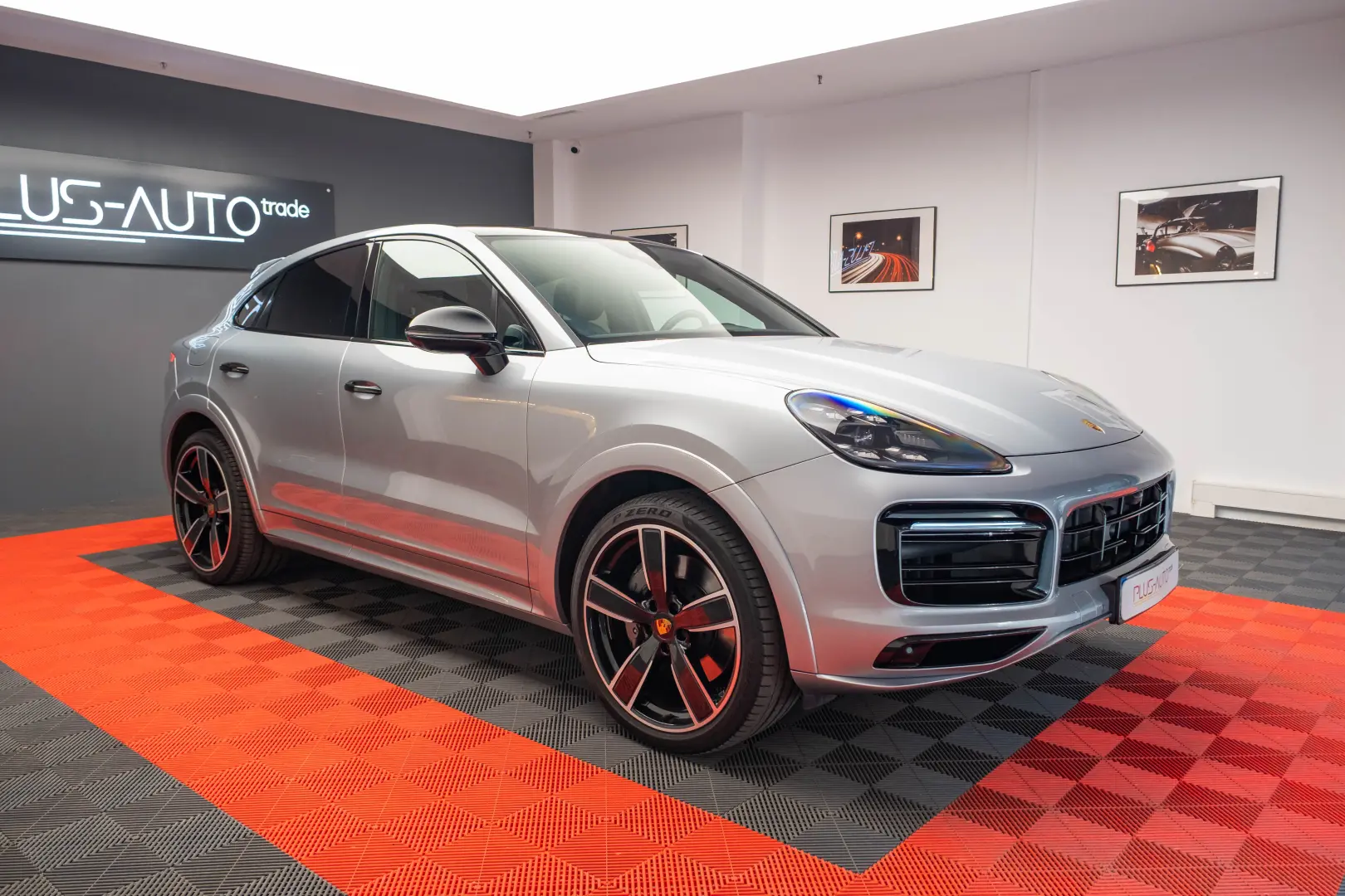 Porsche Cayenne S Coupe 2.9 V6 440 CP