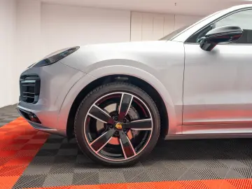 Porsche Cayenne S Coupe 2.9 V6 440 CP