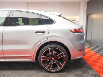Porsche Cayenne S Coupe 2.9 V6 440 CP