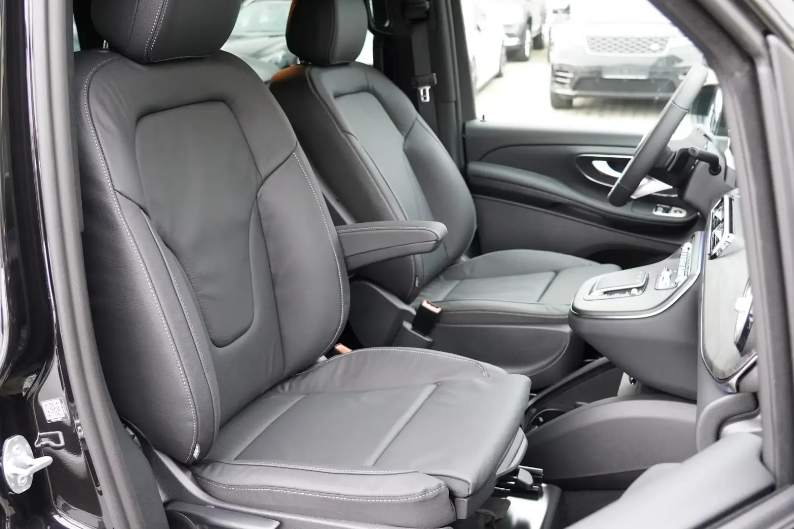 Mercedes-Benz V 220 d AMG Line extralang Night Pak