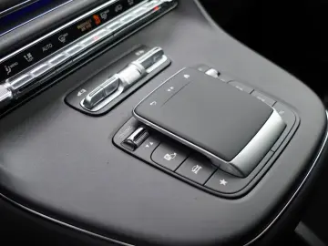 Mercedes-Benz V 220 d AMG Line extralang Night Pak