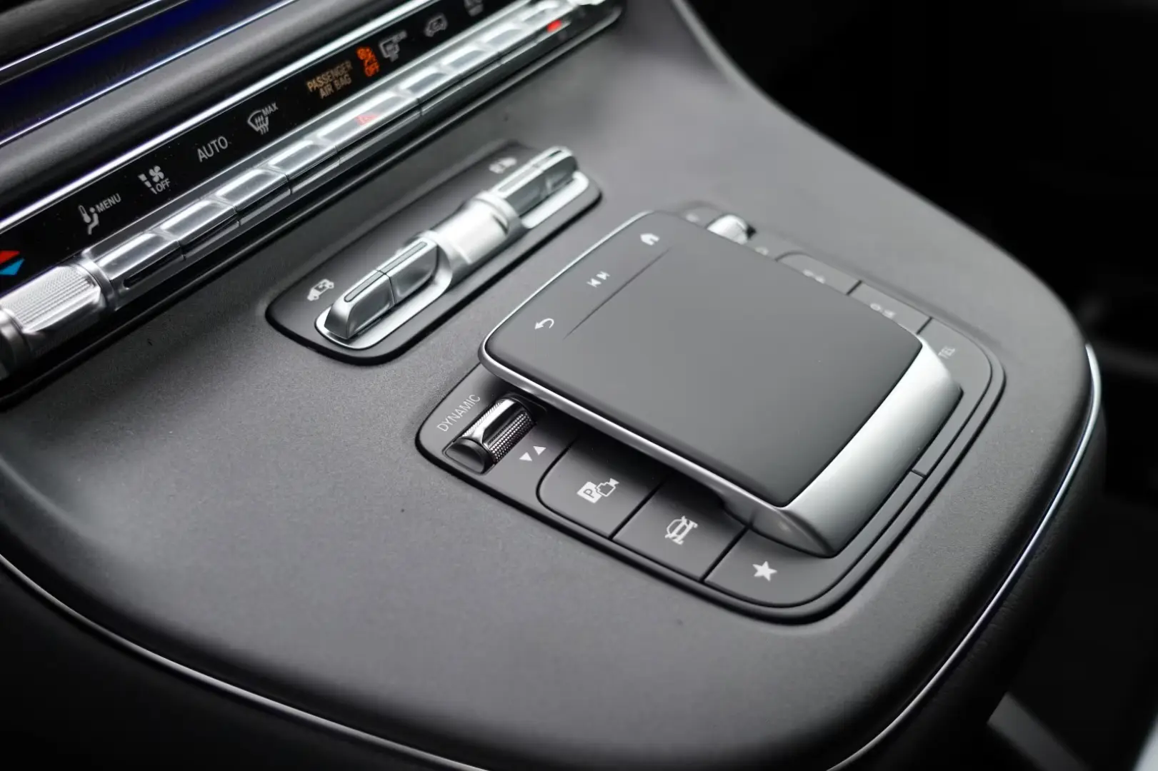 Mercedes-Benz V 220 d AMG Line extralang Night Pak