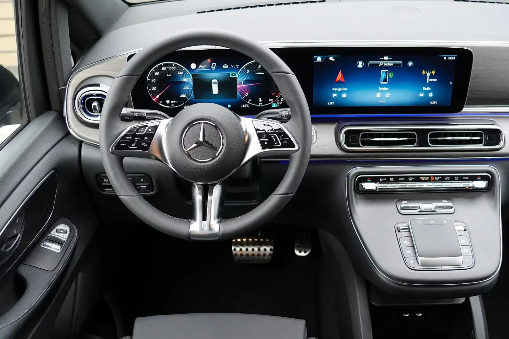 Mercedes-Benz V 220 d AMG Line extralang Night Pak