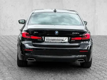545e xDrive ACC+KAMERA+NAVI+LED+DA+PA+PANO+LEDER