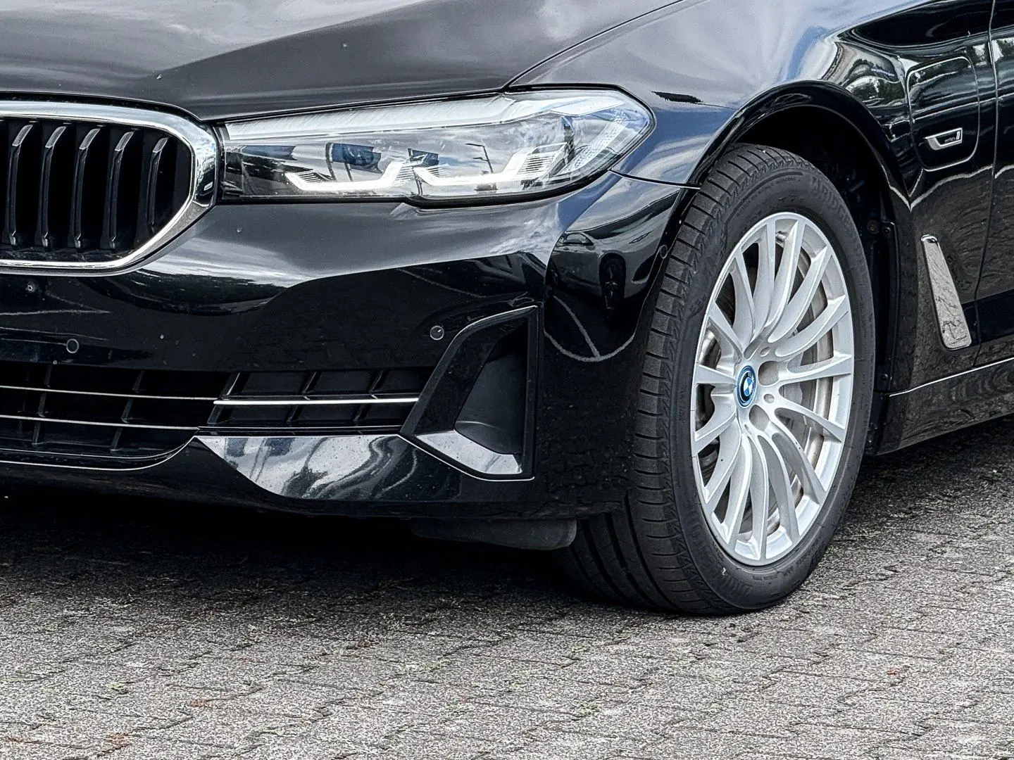 545e xDrive ACC+KAMERA+NAVI+LED+DA+PA+PANO+LEDER