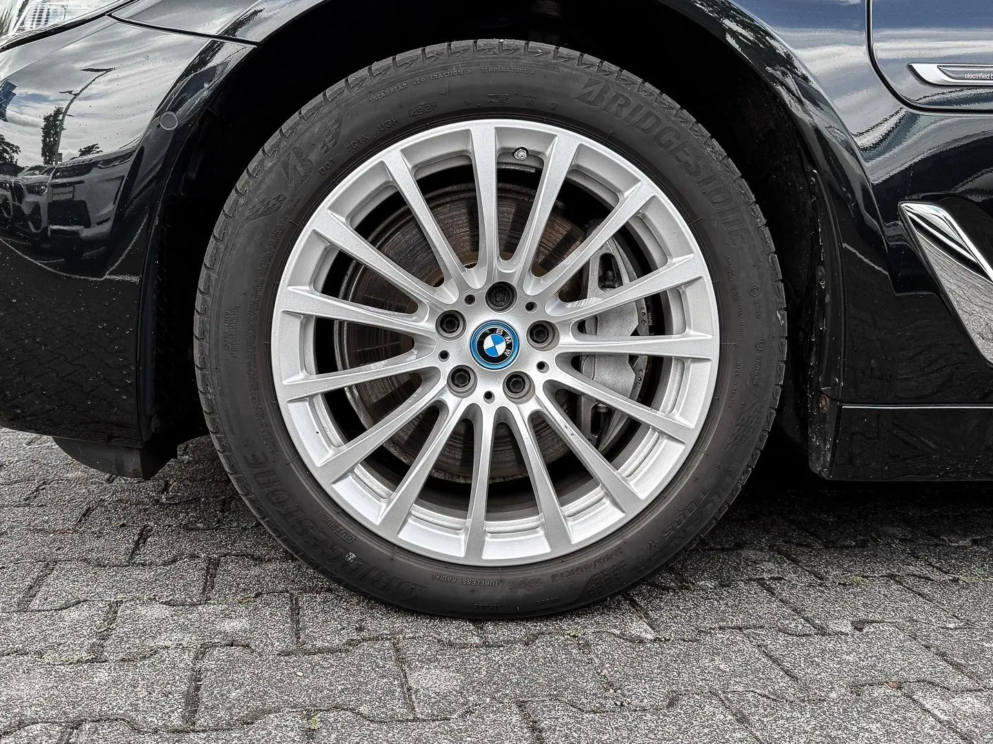 545e xDrive ACC+KAMERA+NAVI+LED+DA+PA+PANO+LEDER