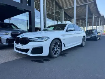 545e xDrive Lim. M Sport Laser. Glasdach. HeadUp