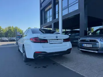 545e xDrive Lim. M Sport Laser. Glasdach. HeadUp