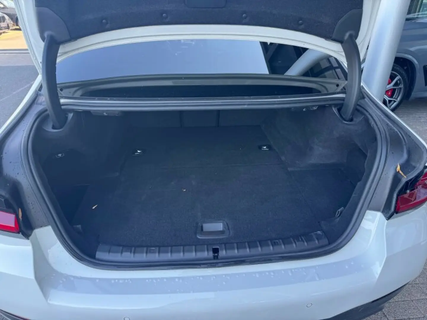 545e xDrive Lim. M Sport Laser. Glasdach. HeadUp