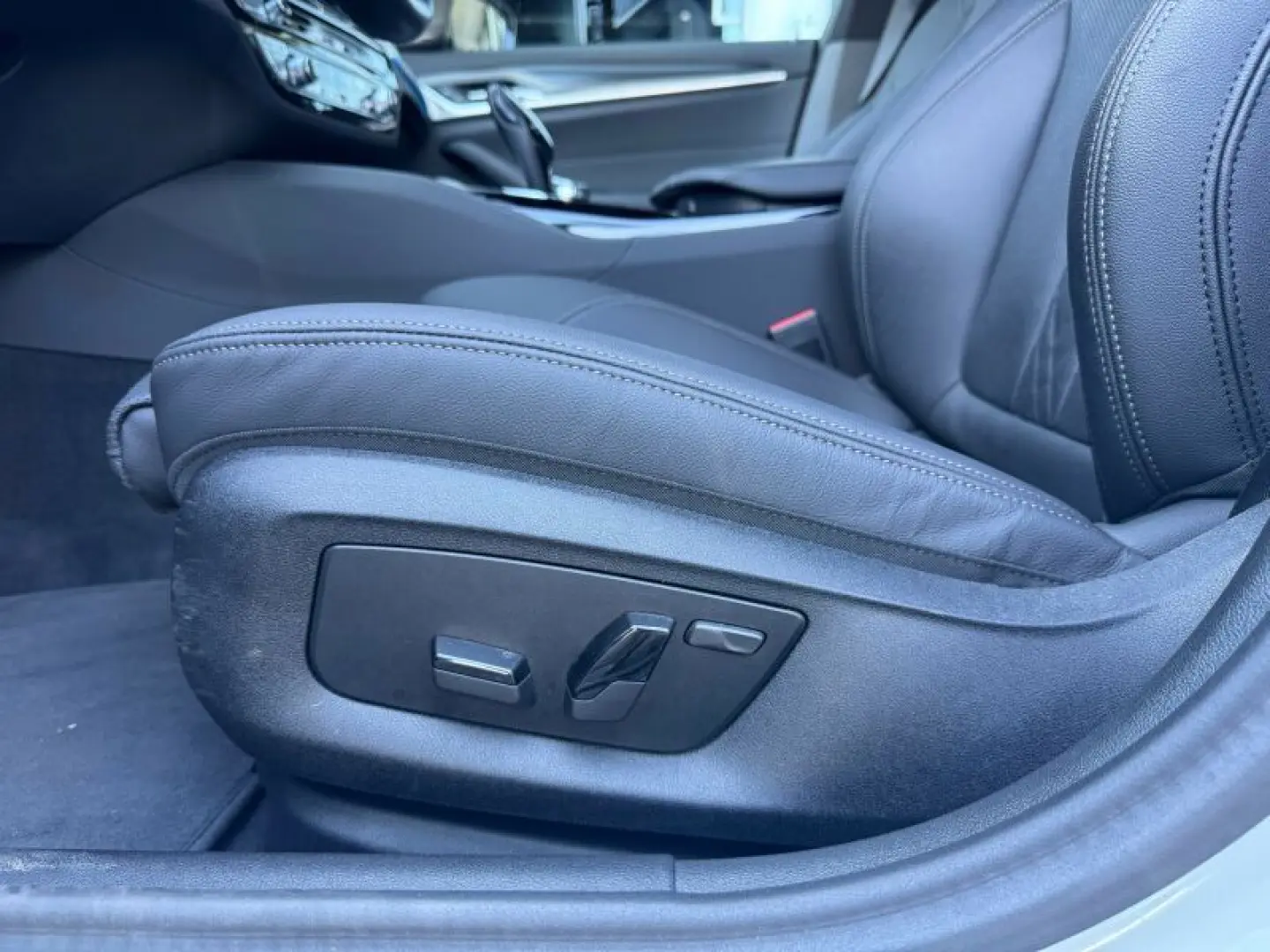 545e xDrive Lim. M Sport Laser. Glasdach. HeadUp