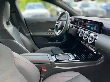 CLA 200 d Coupé AMG AHK*Kamera*Guard*Multibeam**