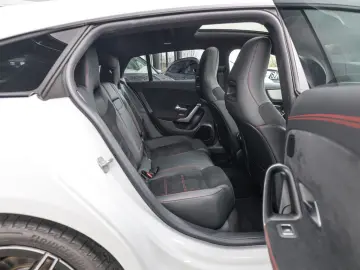 CLA 200 SB d AMG Sport Premium LED Pano Navi SHD