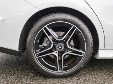CLA 200 SB d AMG Sport Premium LED Pano Navi SHD