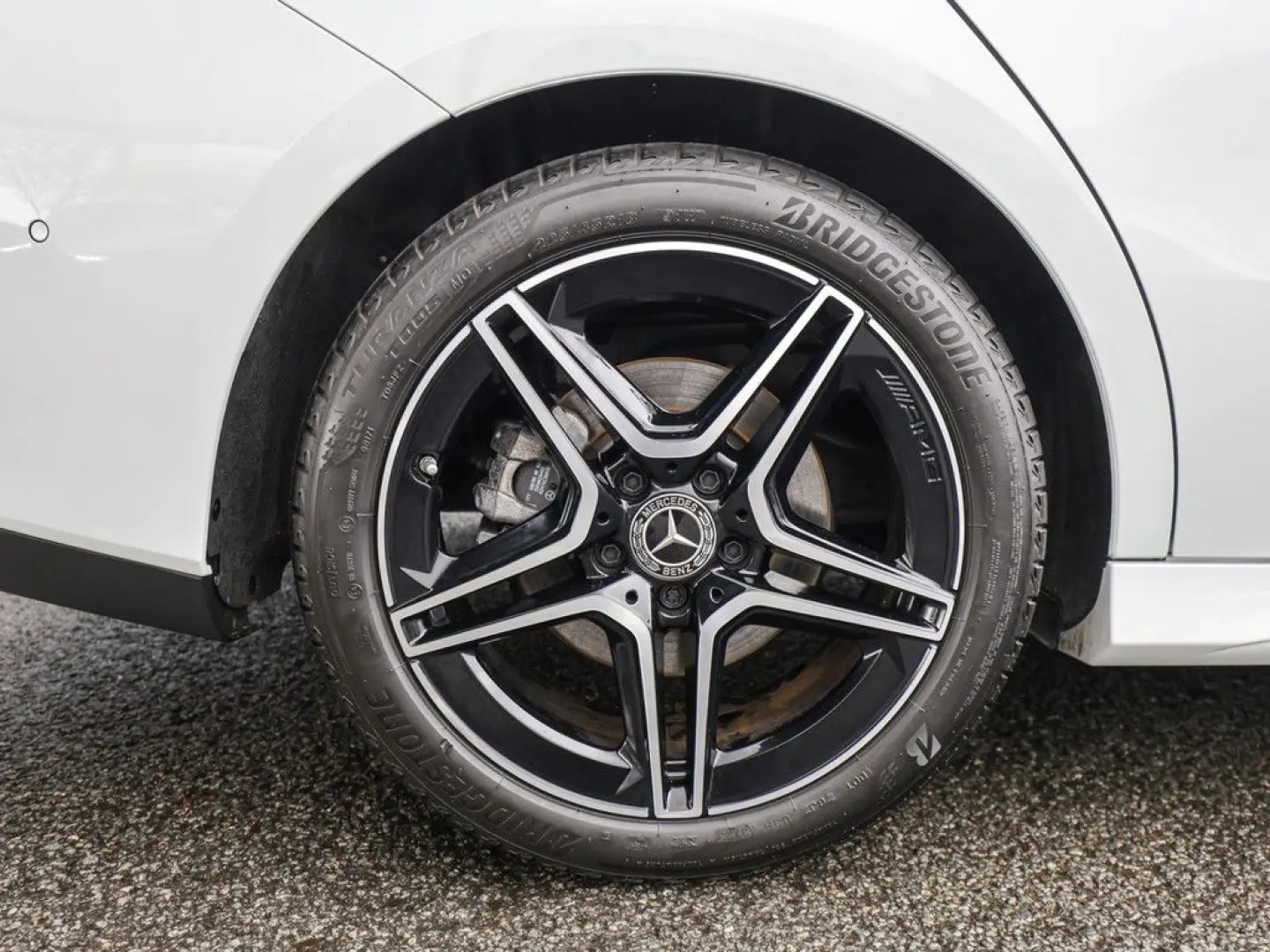 CLA 200 SB d AMG Sport Premium LED Pano Navi SHD