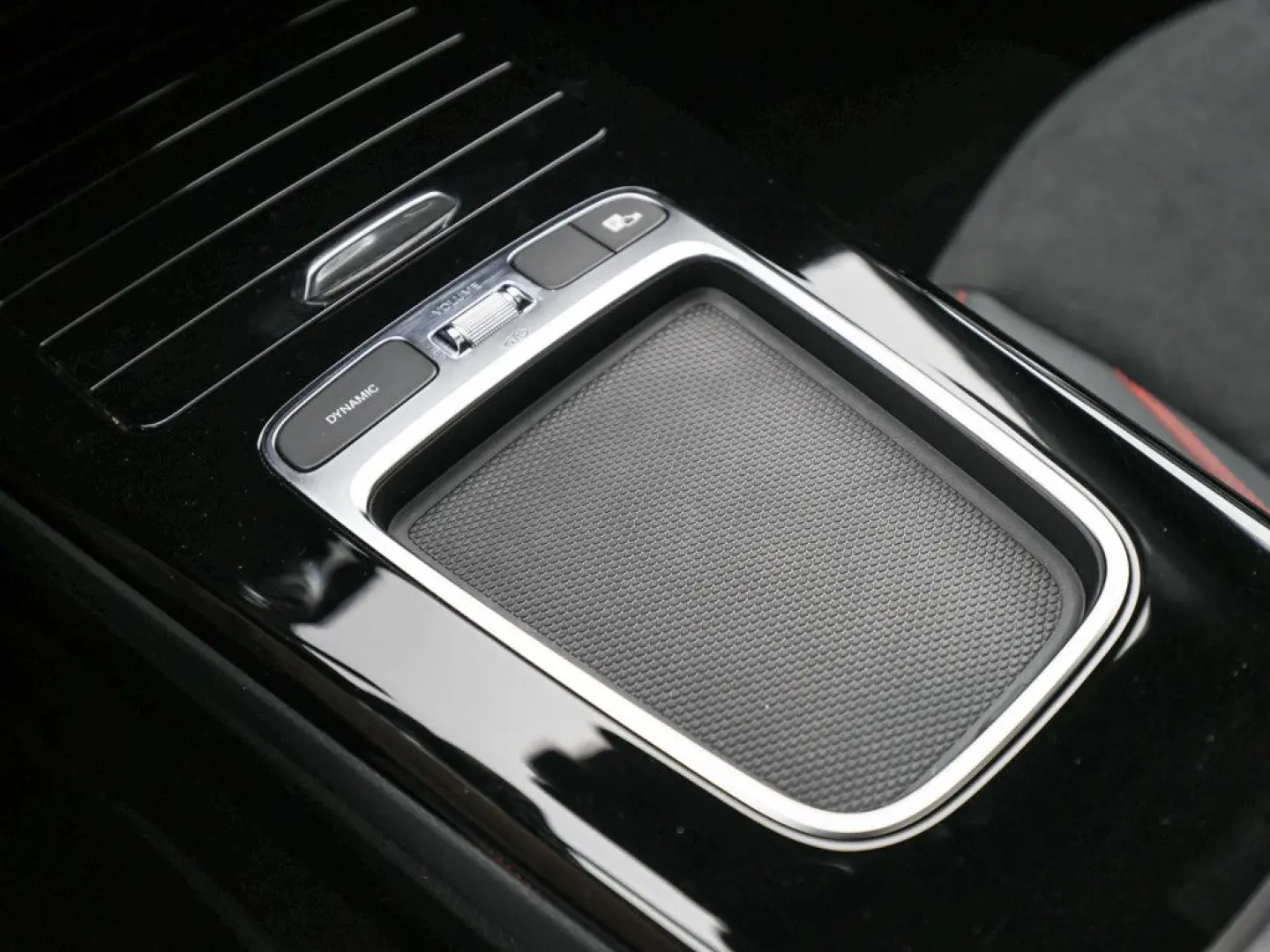 CLA 200 SB d AMG Sport Premium LED Pano Navi SHD