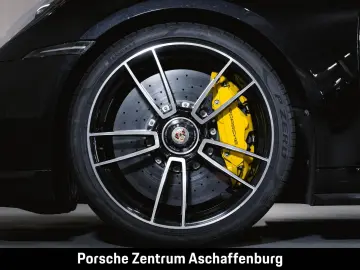 911 Turbo S Liftsystem Heritage Design Paket