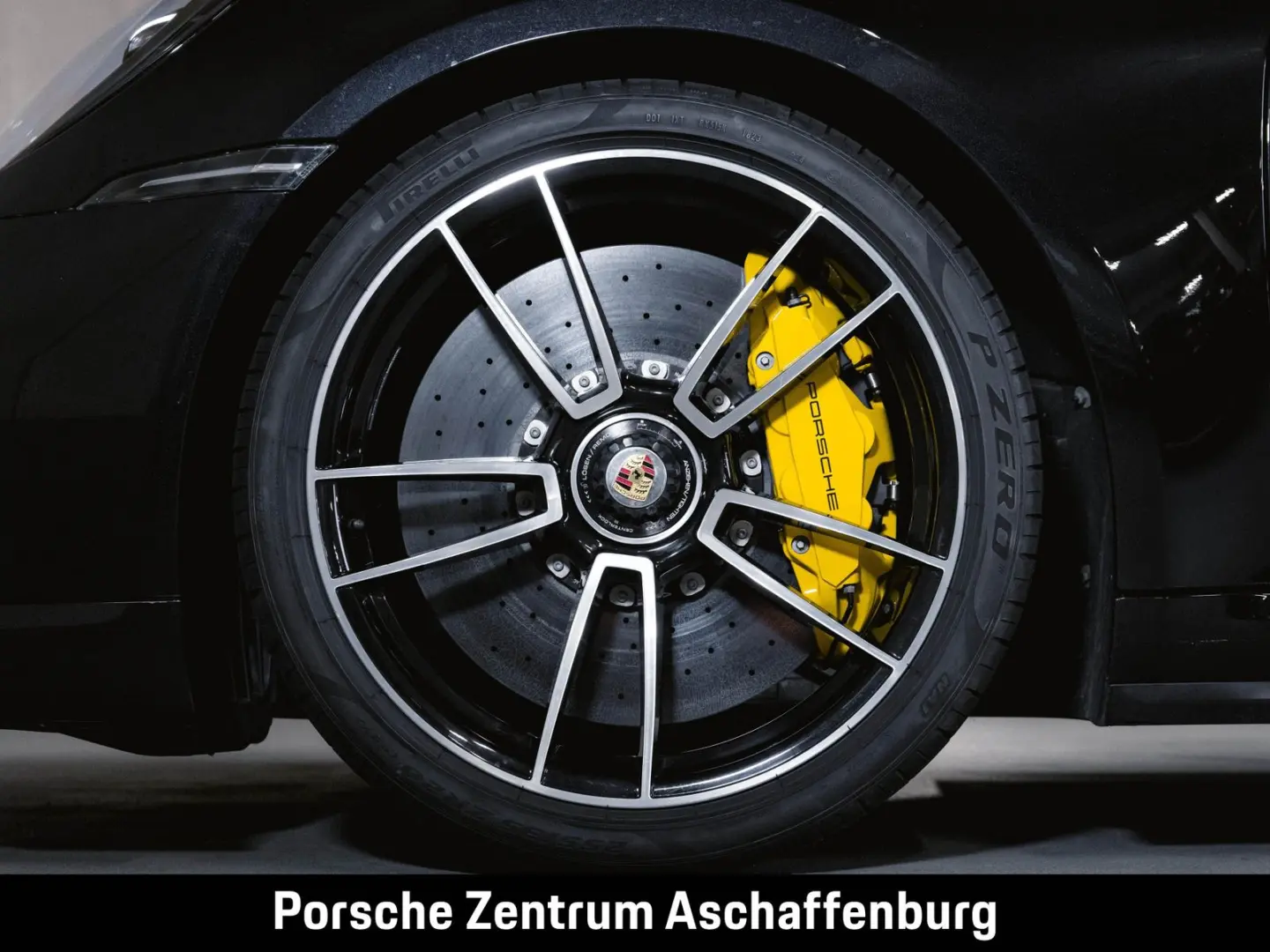 911 Turbo S Liftsystem Heritage Design Paket