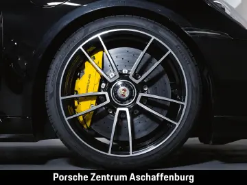 911 Turbo S Liftsystem Heritage Design Paket