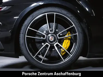 911 Turbo S Liftsystem Heritage Design Paket