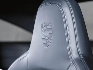 911 Turbo S Liftsystem Heritage Design Paket