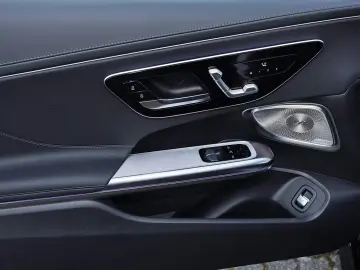 Mercedes-Benz CLE 220 d AMG MBUX+360°+DIG-LED