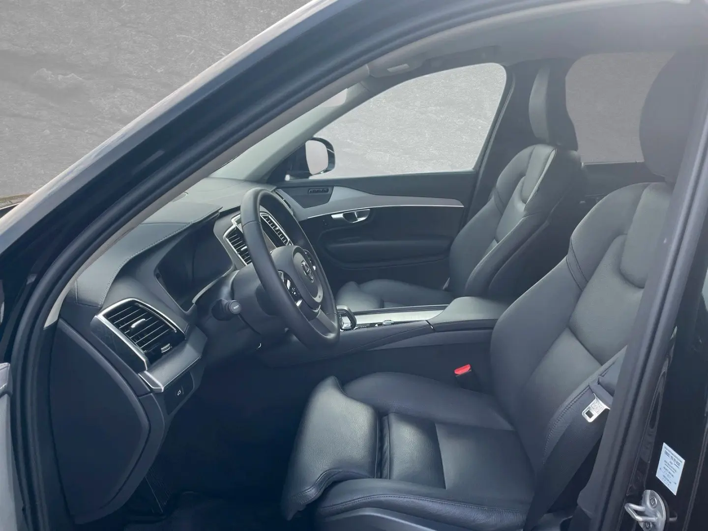 XC90 B5 AWD Mild-Hybrid Plus Bright 7-Sitzer AHK