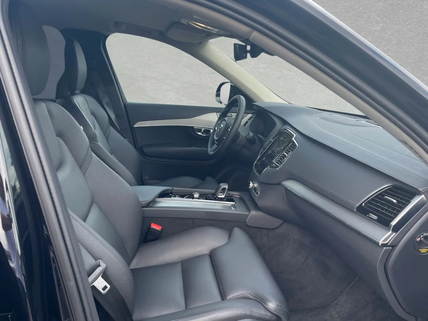 XC90 B5 AWD Mild-Hybrid Plus Bright 7-Sitzer AHK