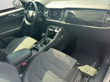 Kodiaq Style 1.5 TSI AHK Navi 7-Sitzer Pano-Dach
