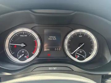 Kodiaq Style 1.5 TSI AHK Navi 7-Sitzer Pano-Dach