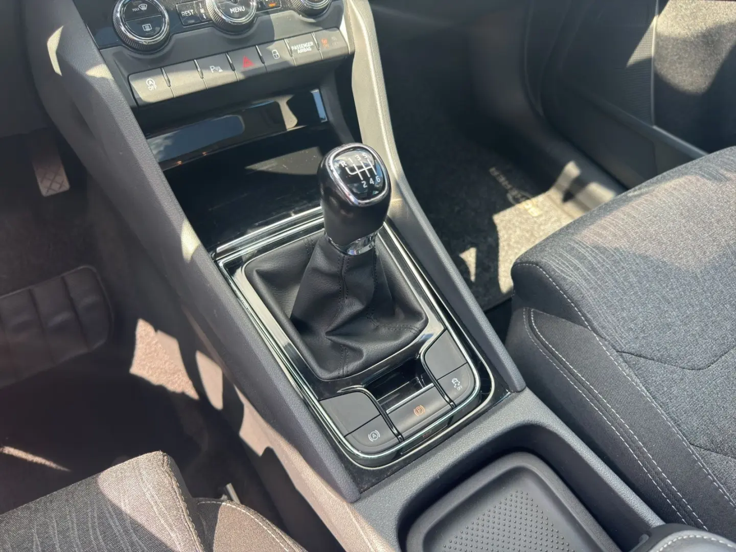 Kodiaq Style 1.5 TSI AHK Navi 7-Sitzer Pano-Dach