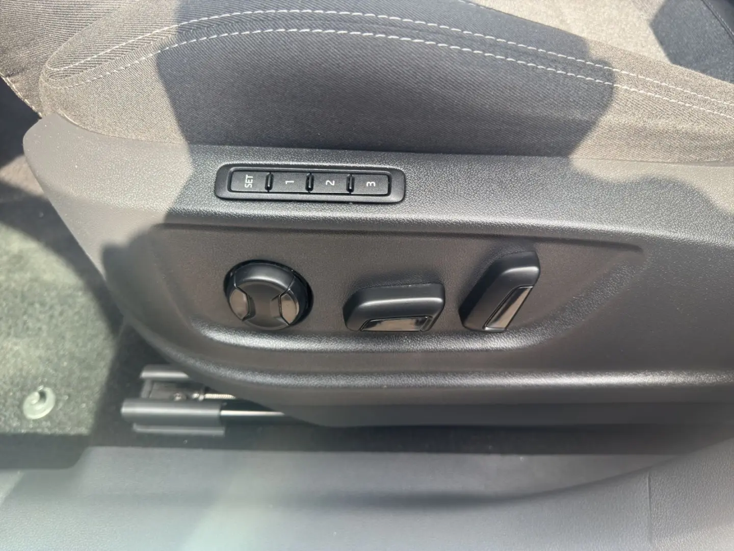 Kodiaq Style 1.5 TSI AHK Navi 7-Sitzer Pano-Dach