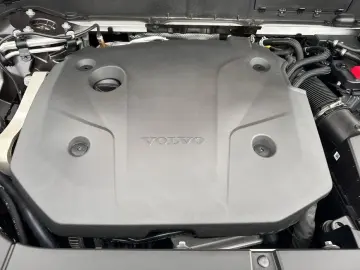 XC90 B5 AWD Plus-Bright 7S Glasd Standh 360° AHK