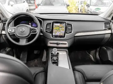 XC90 Plus Bright AWD B5 Diesel EU6d 7-Sitzer All