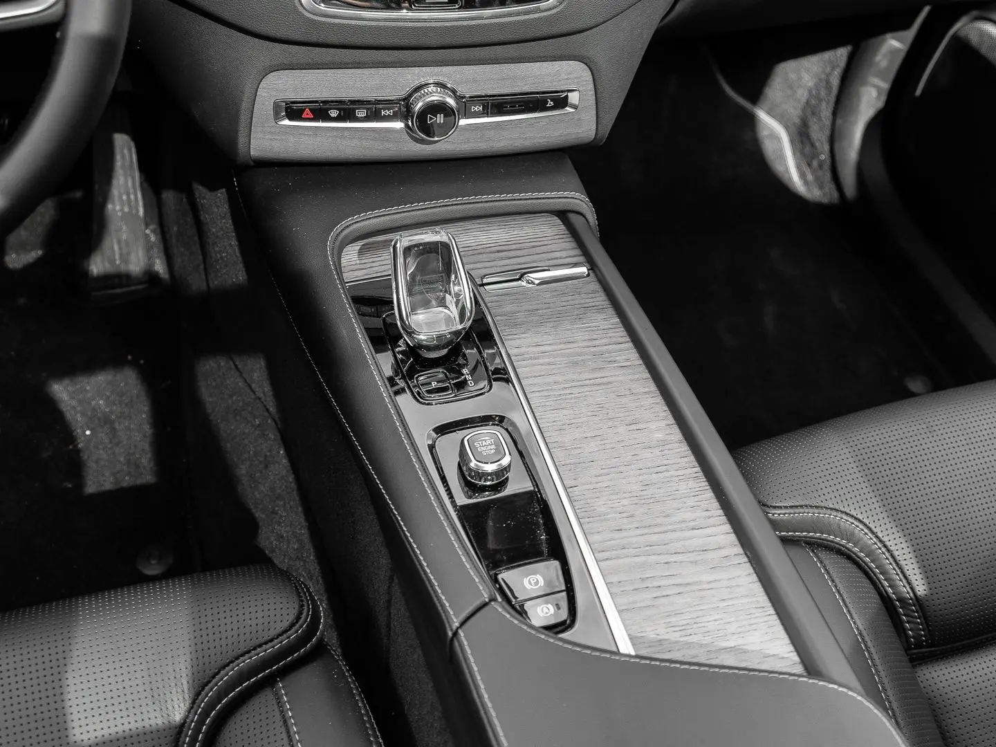 XC90 Plus Bright AWD B5 Diesel EU6d 7-Sitzer All