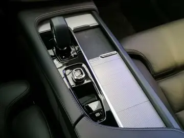 XC90 B5 D AWD Plus Bright 7-Sitzer